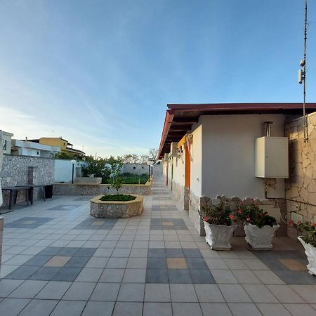 Oltremare Hotel Vignacastrisi Eksteriør billede